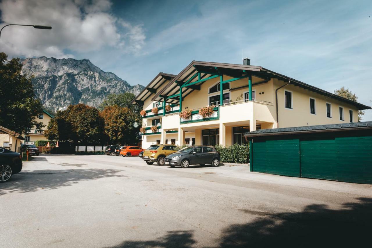 Bruckenwirt Hotel Hallein Exterior photo